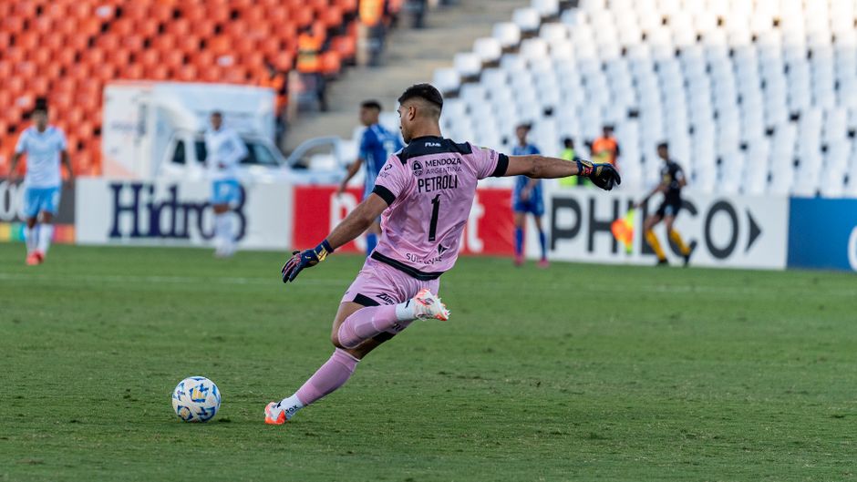 Soi kèo tài xỉu, phạt góc trận Sport Recife vs Botafogo SP, 06:00 ngày 11/07