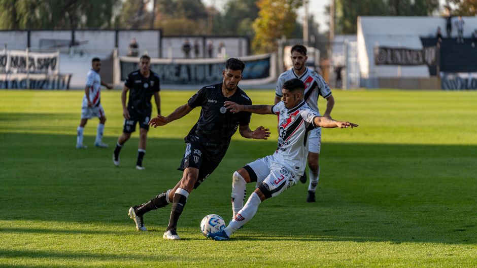 Soi kèo tài xỉu, phạt góc trận Club Atlético Güemes vs Atletico DE Rafaela, 02:00 ngày 25/08