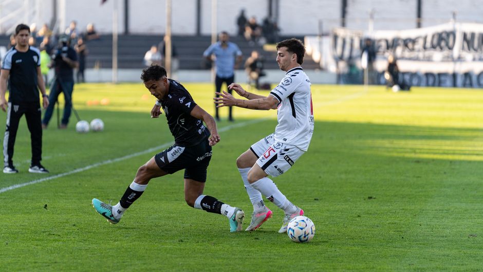 Soi kèo tài xỉu, phạt góc trận Juventude vs CRB, 05:30 ngày 26/08